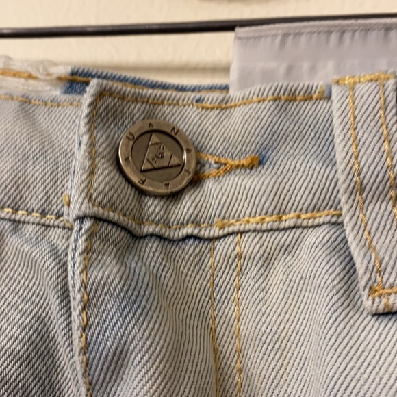 UNIF Light Wash Distressed Denied Shorts - Picture 3 of 6